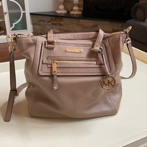 Michael KORS purse/crossbody